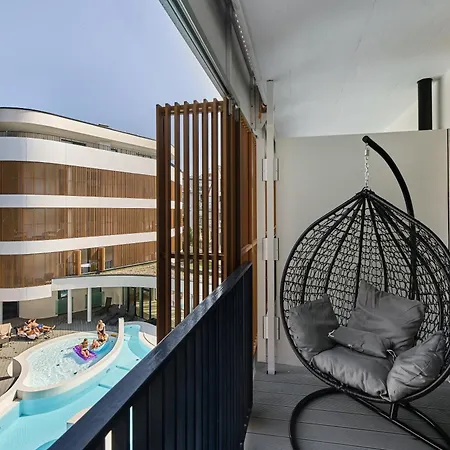 Baltic Waves - Basen, Sauna, Parking