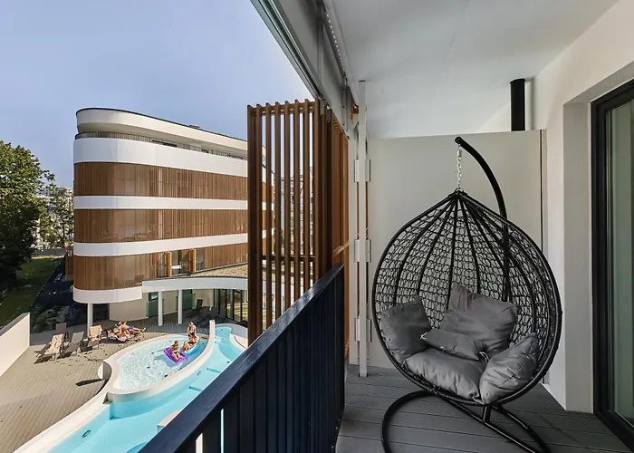 Baltic Waves - Basen, Sauna, Parking